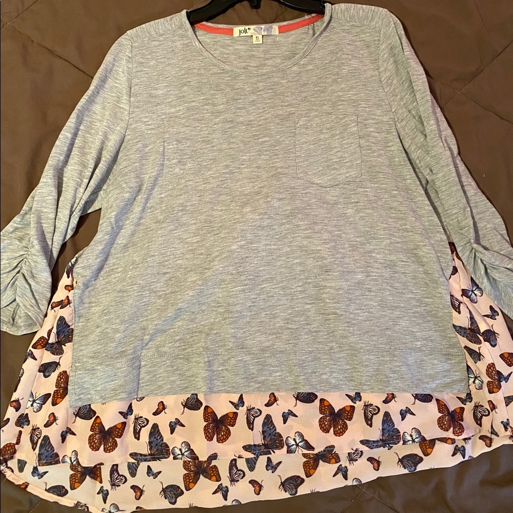 Jolt grey 3/4 sleeve high lo butterfly XL top